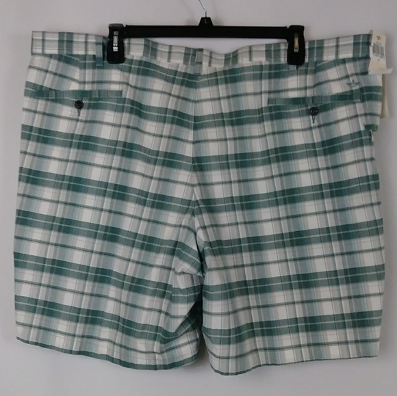 NWT Dockers plaid shorts Men's size 50 - Picture 4 of 7